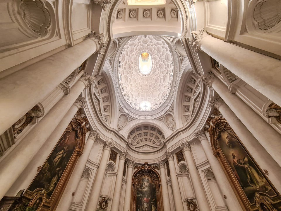 Detale wnętrza San Carlo alle Quattro Fontane