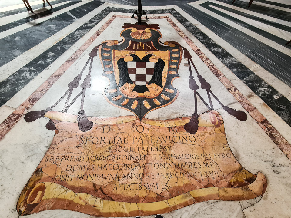 Herb z dwoma orłami należący do kardynała Francesco Maria Sforza Pallavicino